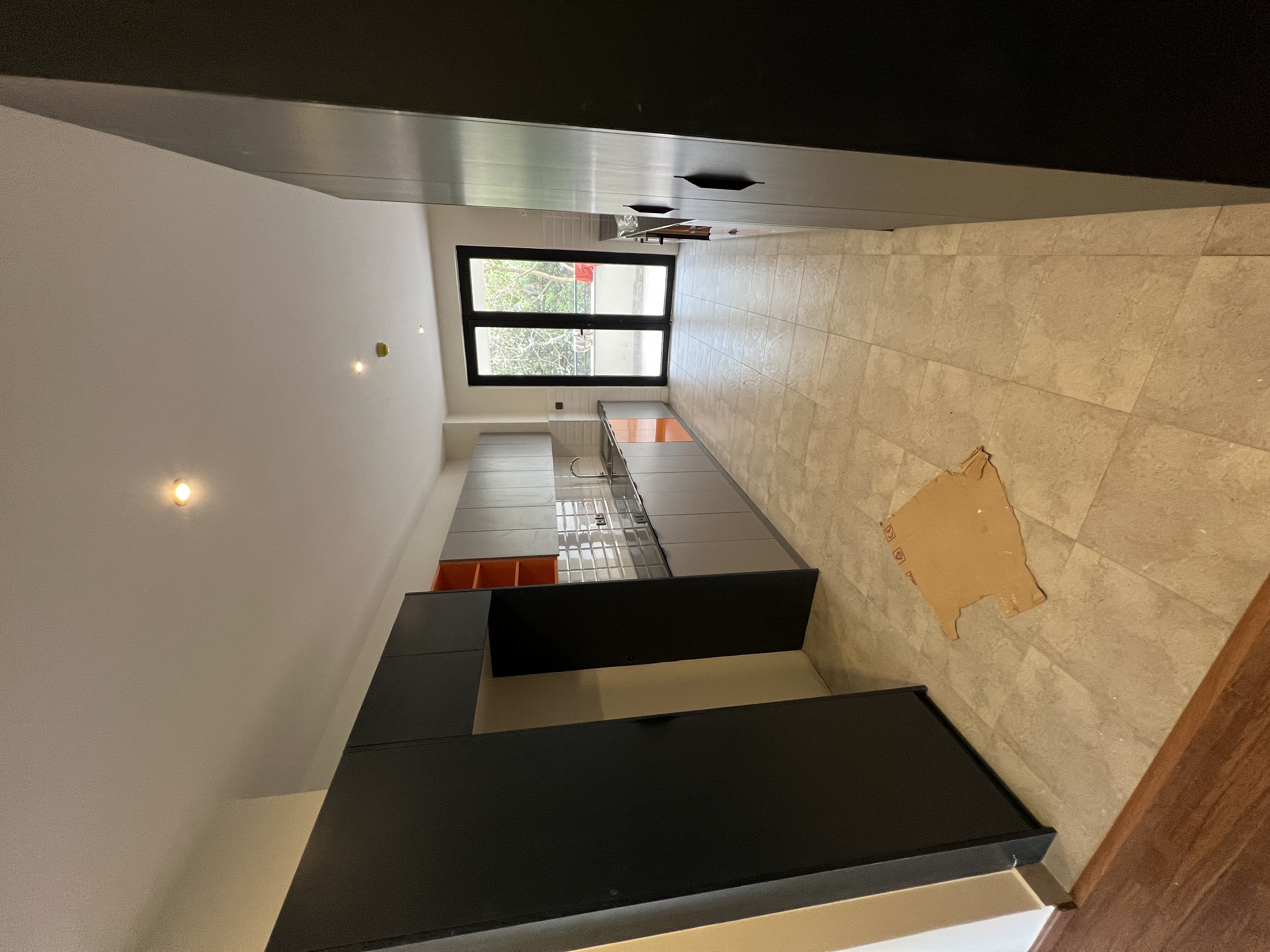 Modern 3 BR apartment in Westlands - Image 2
