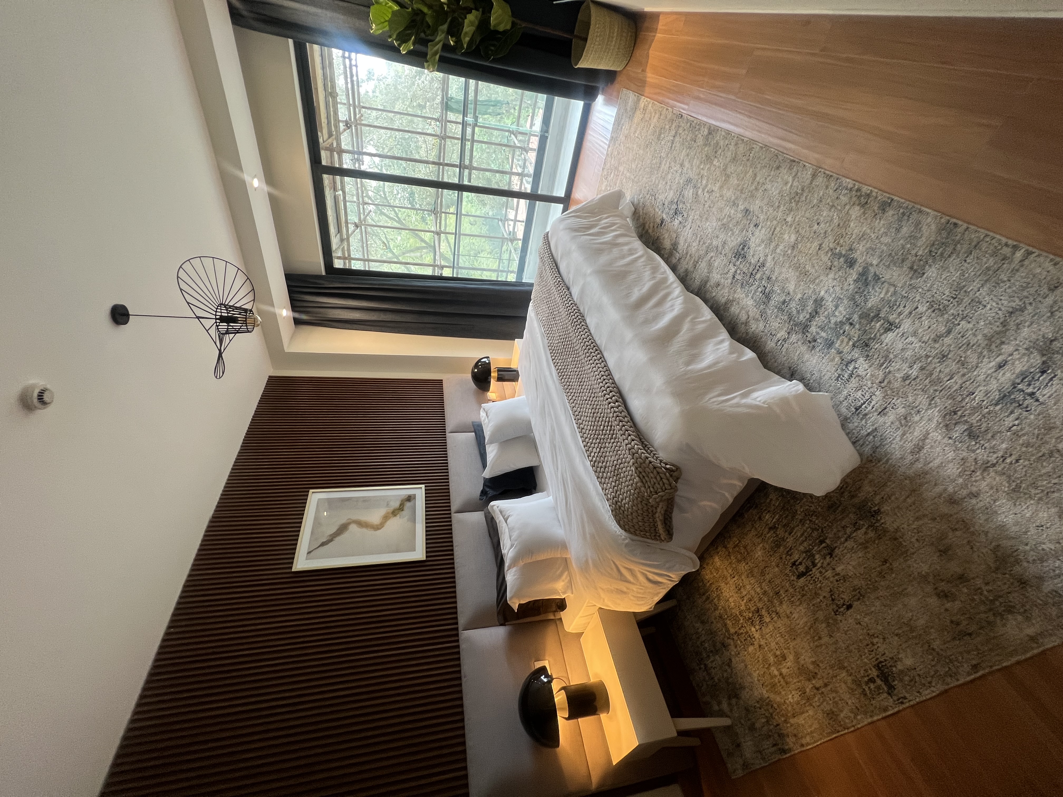 Luxury 2 BR apartment for sale in Riverside Drive - Image 4
