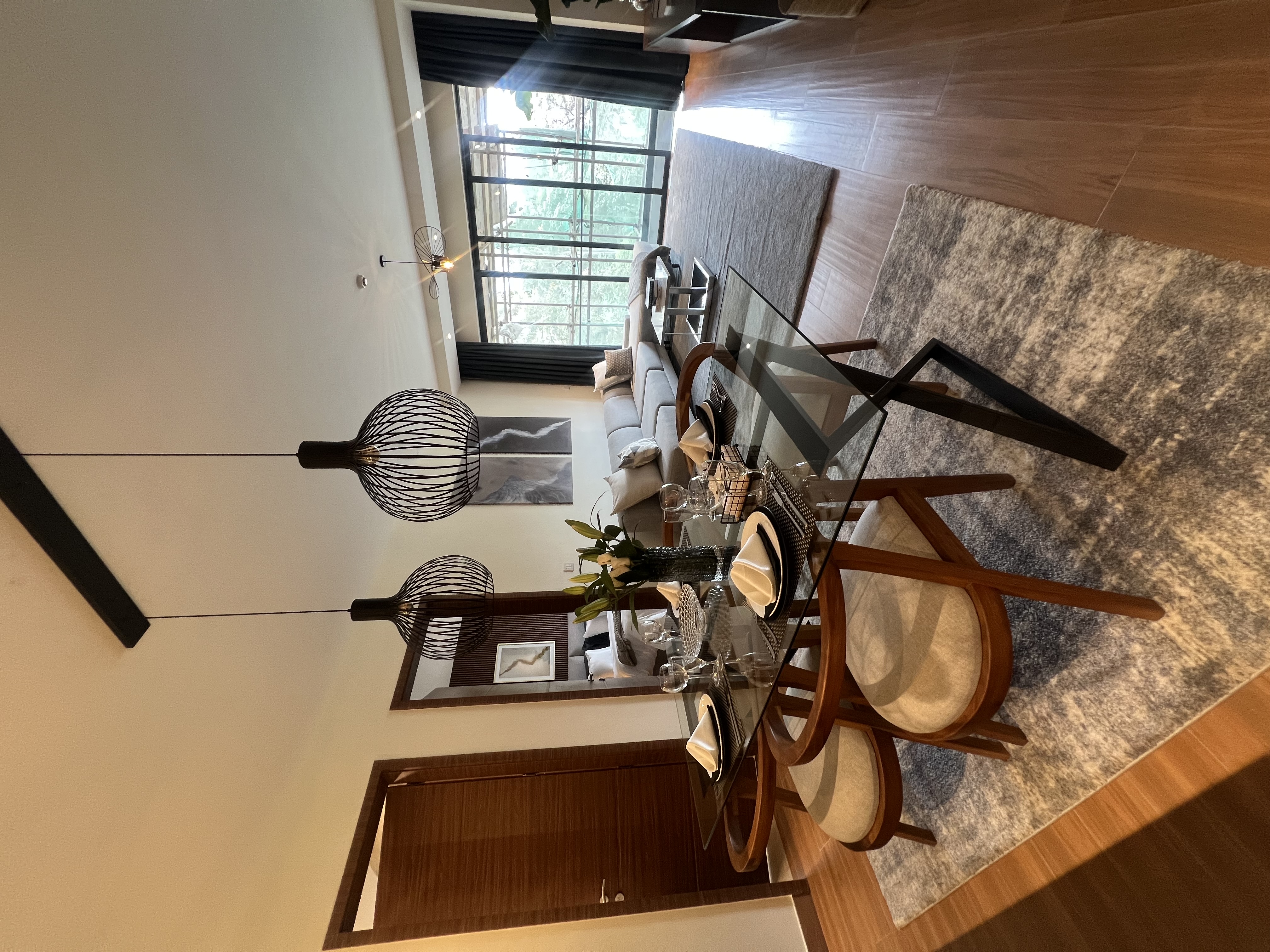 Luxury 2 BR apartment for sale in Riverside Drive