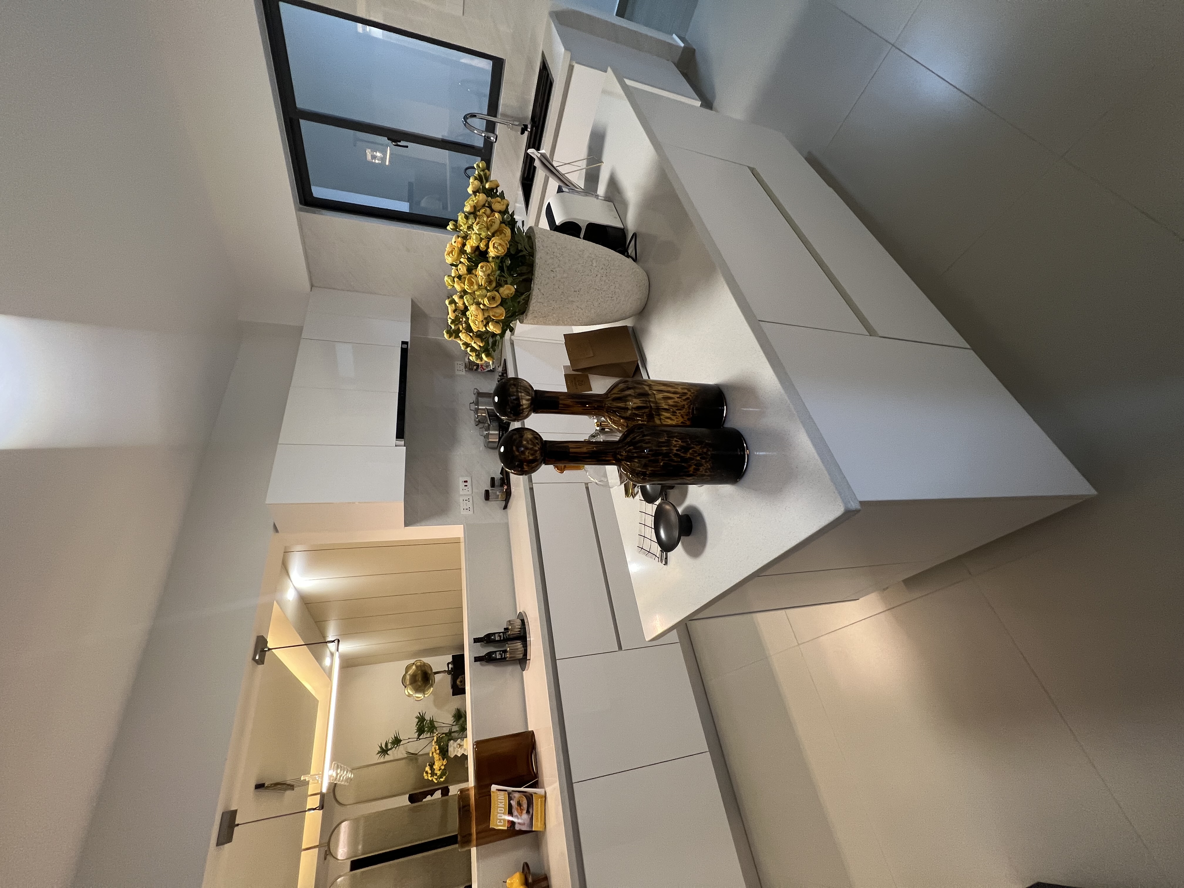 Modern 5 BR apartment for sale in Kilimani - Image 3