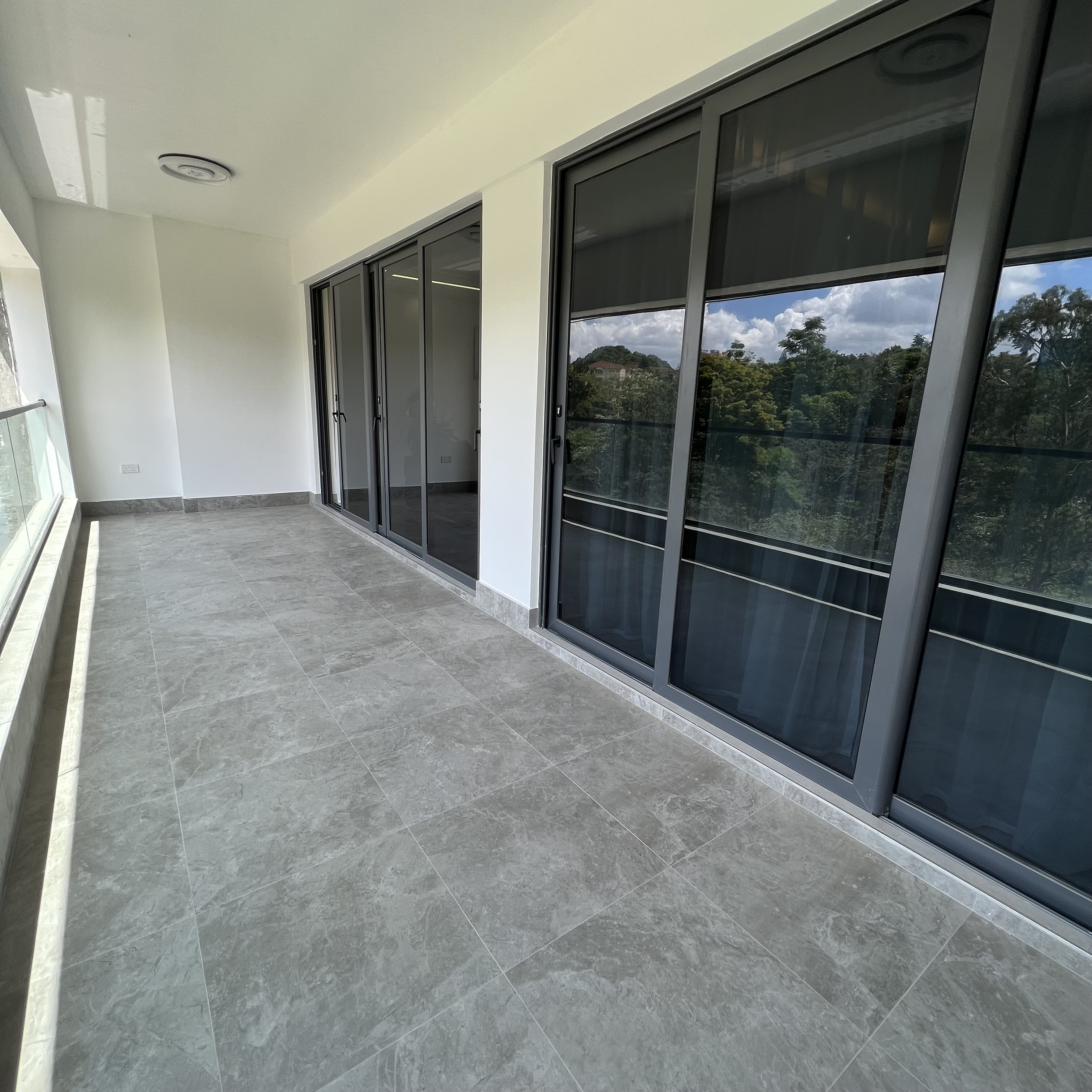 Modern 3 BR apartment for sale on Westlands - Image 4