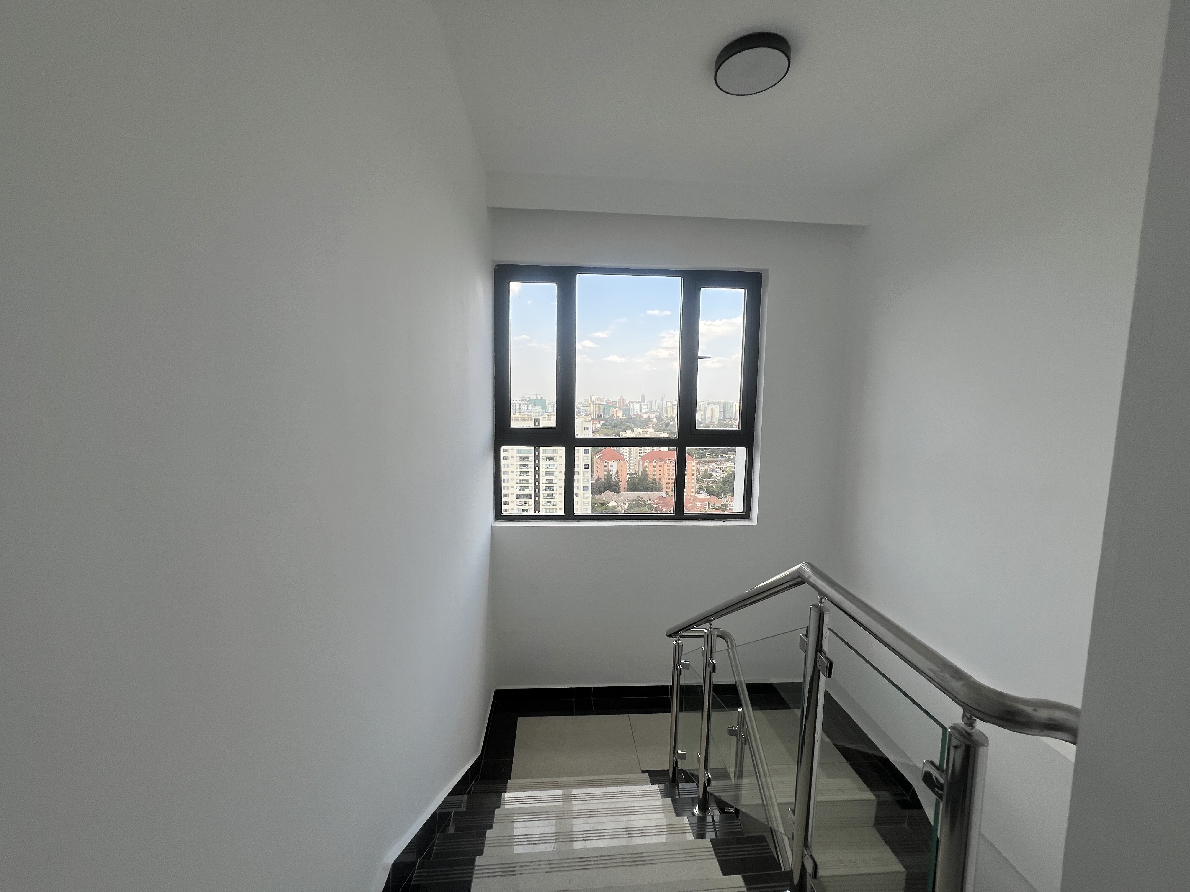 3 BR penthouse for sale in Lavington - Image 8