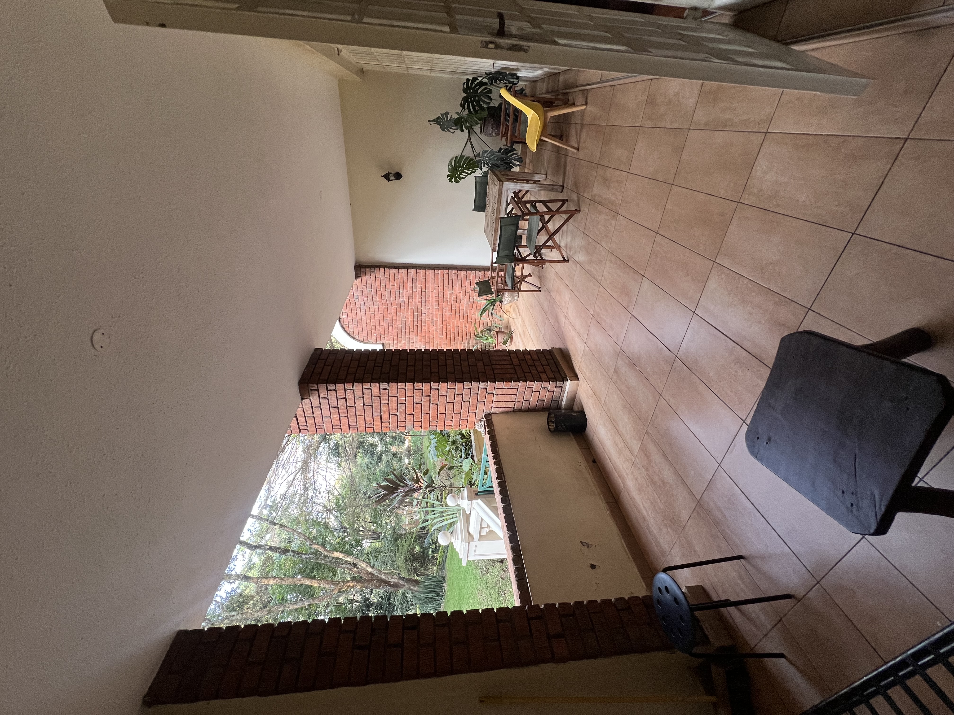 Charming 3 BR Duplex to let in Riverside - Image 7