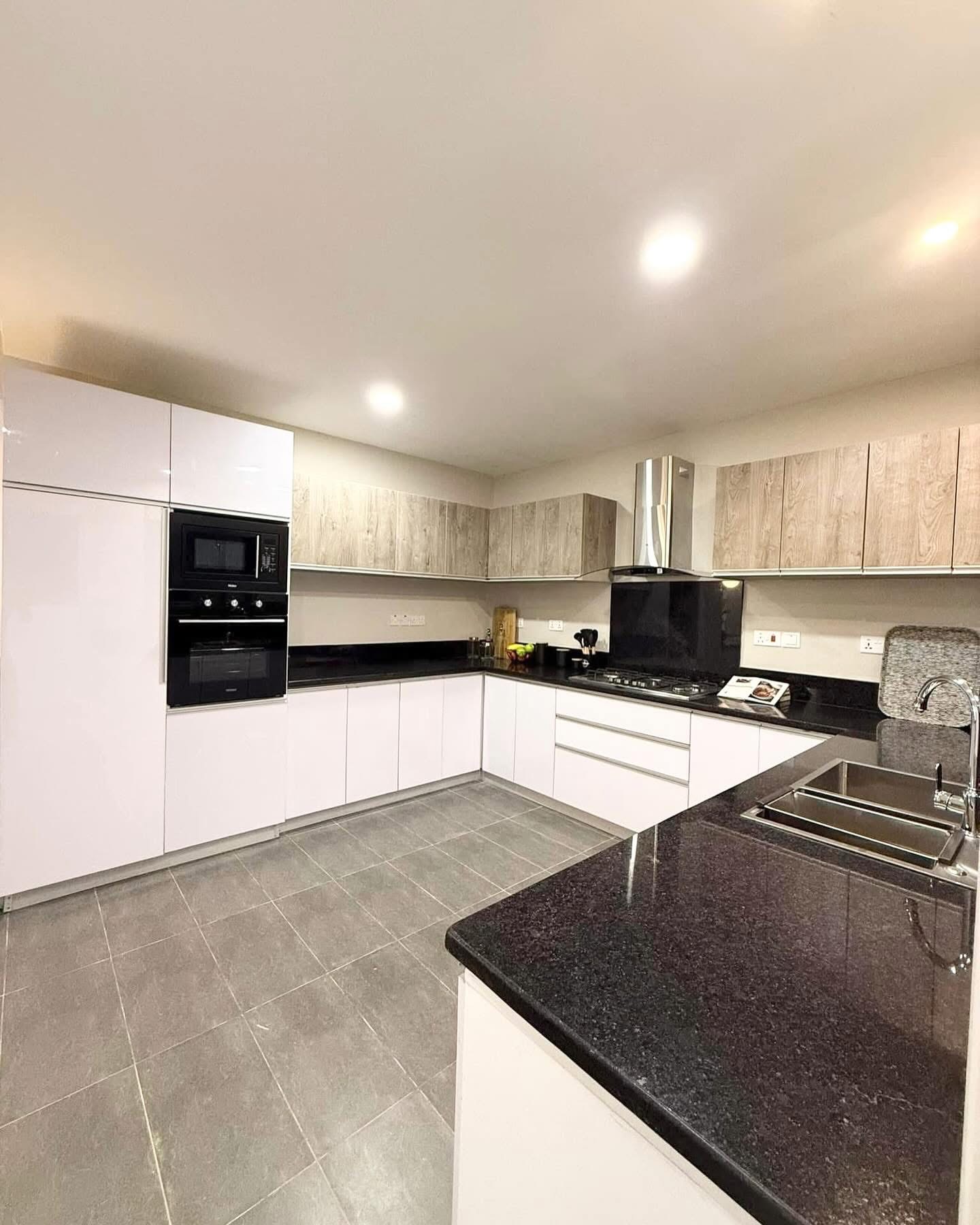 Modern 4 BR apartment + Sq for sale in Kileleshwa - Image 2