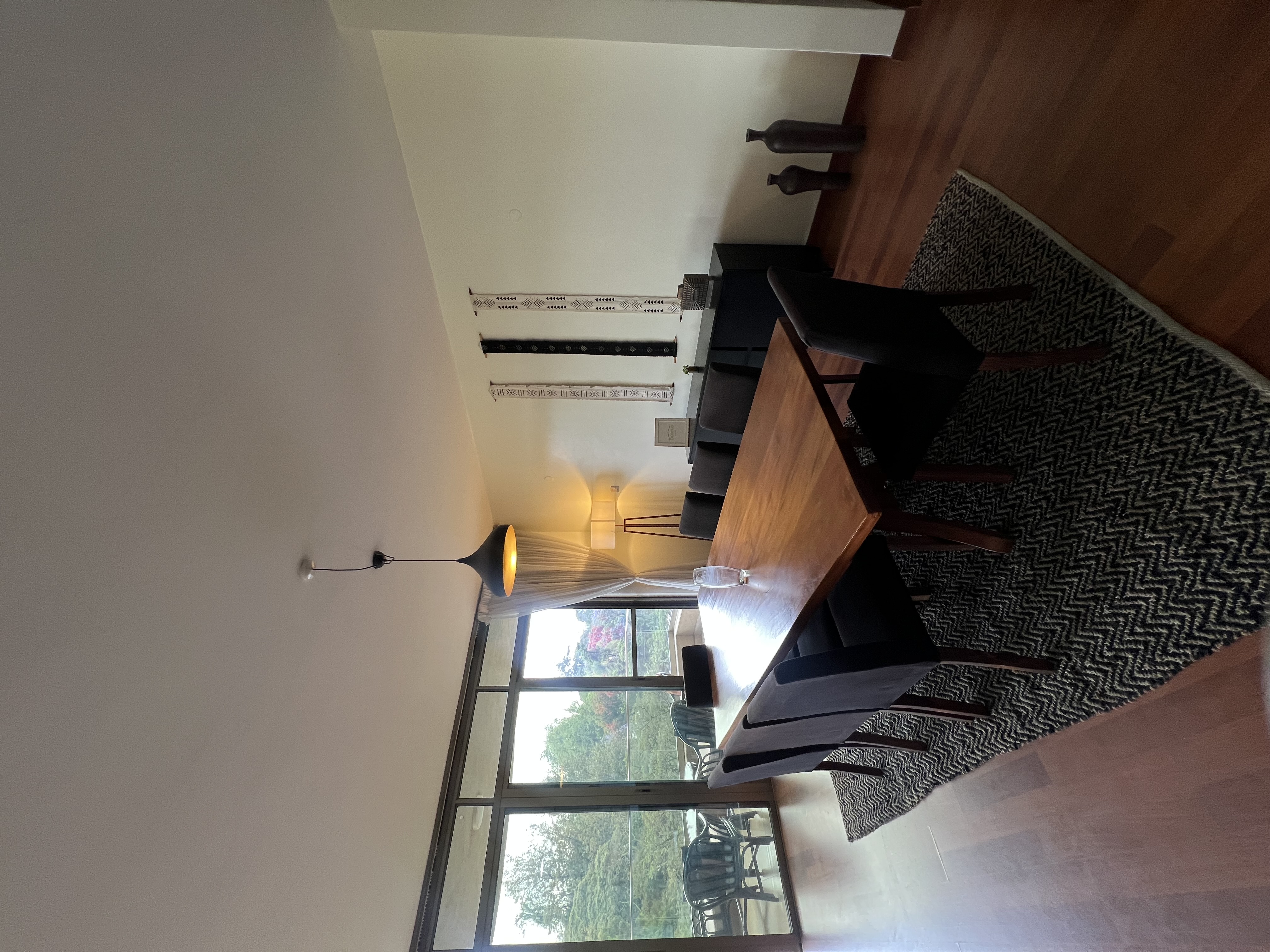 Modern 3 BR apartment to let with a forest view - Image 9