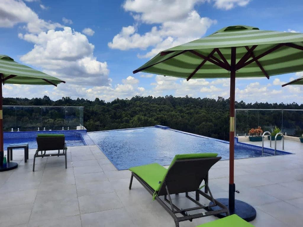 Modern 4 BR apartment to let in Spring Valley - Image 5