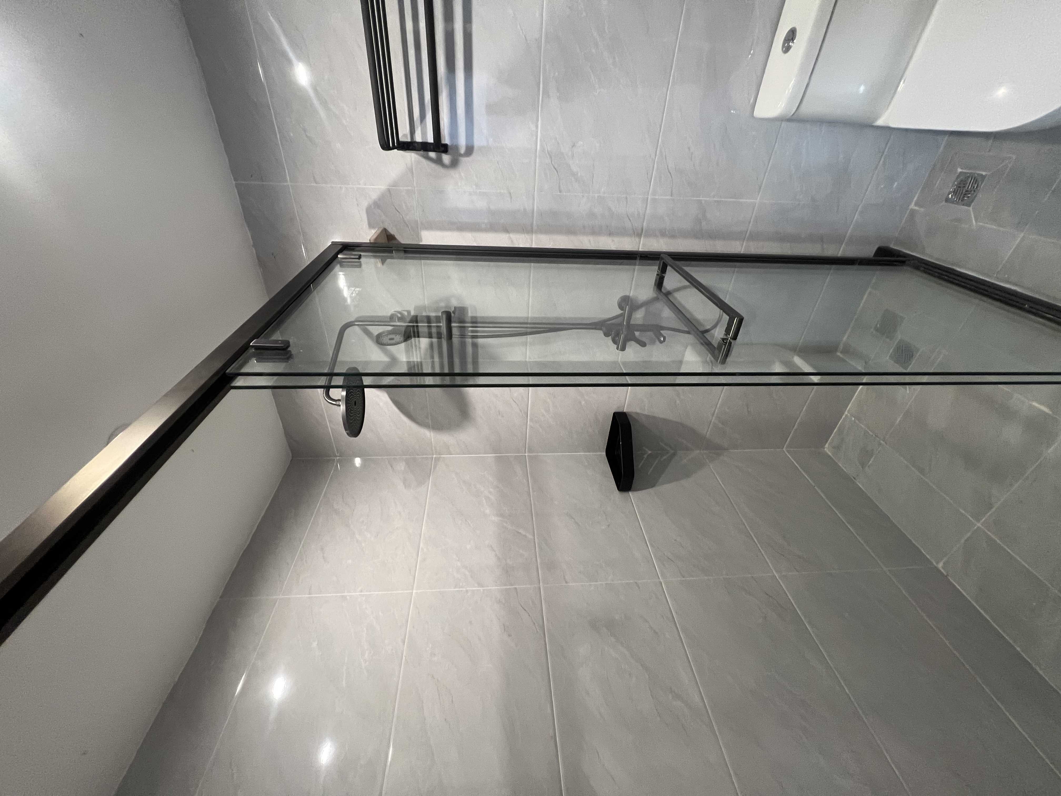 Modern 3 BR apartment for sale in Lavington - Image 9